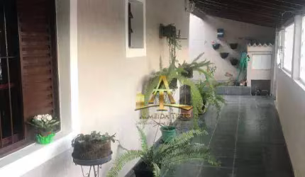 Casa com 3 dormitórios à venda, 240 m² por R$ 739.000,00 - Vila Pouso Alegre - Barueri/SP
