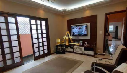 Excelente Casa com 2 dormitórios à venda, 250 m² por R$ 650.000 - Cipava - Osasco/SP