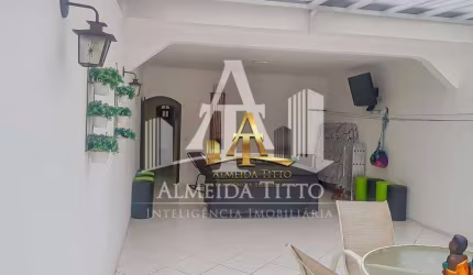 Casa com 2 dormitórios à venda, 225 m² por R$ 550.000,00 - Vila Quintino - Carapicuíba/SP