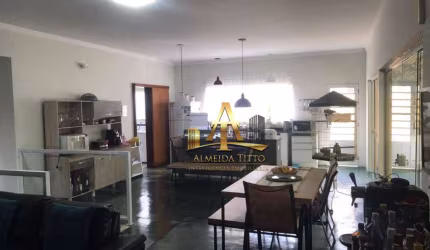 Casa com 3 dormitórios à venda, 300 m² por R$ 1.800.000,00 - Condomínio Beverly Hills - Jandira/SP