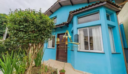 Casa com 3 dormitórios à venda, 160 m² por R$ 800.000,00 - Parque Nova Jandira - Jandira/SP