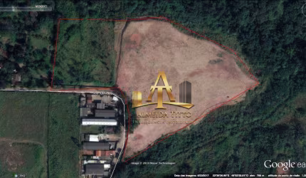 Área para Locação em Cotia com 37.000 m² - Confira!