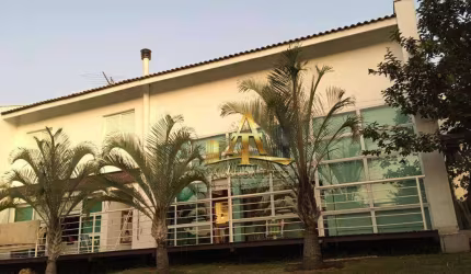 Casa com 3 dormitórios à venda, 221 m² por R$ 1.700.000 - Residencial Nova Higienópolis - Jandira - São Paulo.
