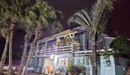 Casa 600m² em terreno de 1.200m² no Condomínio Morada do Sol na Aldeia da Serra à venda por R$ 1.650.000,00