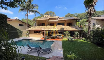 Casa com 4 dormitórios à venda, 443 m²- Altos de São Fernando - Jandira - São Paulo