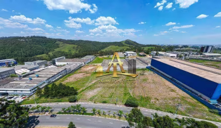 Área à Venda com 5135 m²  no Centro Empresarial Tamboré em Santana de Parnaíba - São Paulo