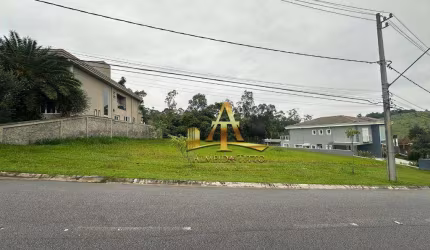 Terreno à venda por R$ 766.800 - Jardim do Golf I - Jandira/São Paulo.