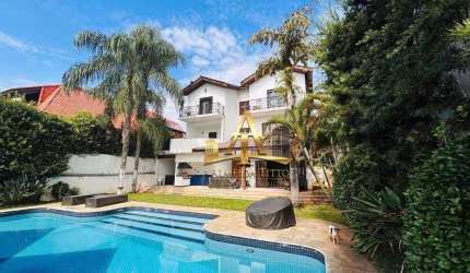 Casa com 4 dormitórios à venda, 520 m² por R$ 9.900.000 - Residencial 1 em Alphaville/SP