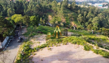 Terreno à venda em Santana de Parnaíba - SP