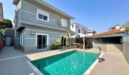 Casa com 4 dormitórios à venda, 304 m² por R$ 2.900.000 - Alphaville 06 - Santana de Parnaíba/SP