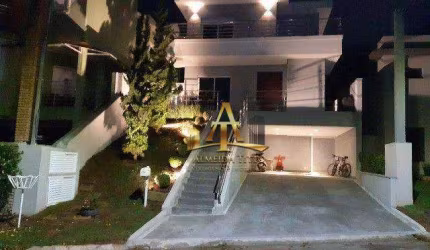 Casa à venda no Condomínio New Ville - Santana de Parnaíba/SP