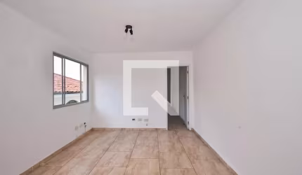 Casa à venda com 75m², 2 quartos e 1 vaga