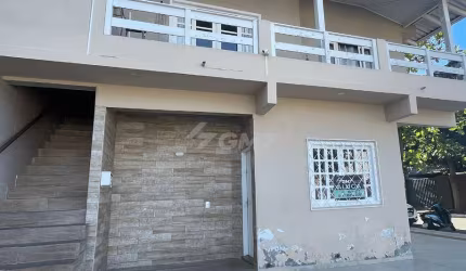 Apartamento com 2 dormitórios para  locação Anual no Jardim Iate Clube em Balneário Camboriú