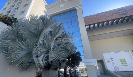 Excelente Apartamento 3 quartos no Ed. Garden Village  à venda em  Balneário Camboriú, SC