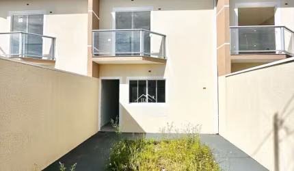sobrado à Venda em Itaquaquecetuba Residencial Marengo por 330 Mil