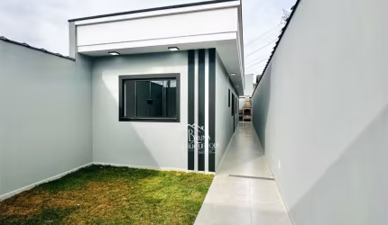 Casa Térrea à venda em Jd. Maria Rosa - Itaquaquecetuba com 2 Quartos e 2 Vagas de Garagem