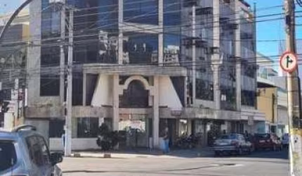 Prédio comercial em Campos dos Goytacazes