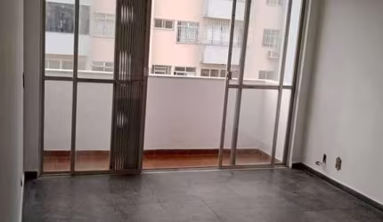 Apartamento no Centro  -  Campos dos Goytacazes