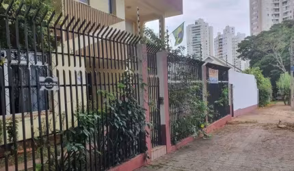 Sobrado à venda  Zona 08