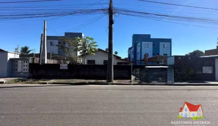Terreno C/Area Total de 700,00 m2 + Residencia em Alvenaria C/04 Quartos No Bairro Aventureiro!