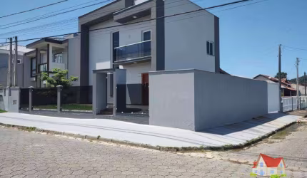 Sobrado Residencial C/03 Quartos Sendo 01 Suite e C/Alto Padrao +Moveis Planejados e C/Terreno de Esquina No Itaguacu (SFS) !