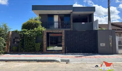 Sobrado Residencial em Alvenaria/Container C/Aprox.220 m2 +Terreno C/212 m2 No Bairro Cubatao!