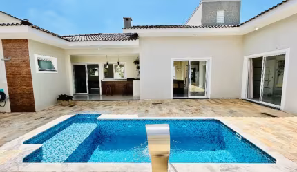 Casa em condomínio Lago da Serra 3 Dormitórios 3 suítes com Piscina Araçoiaba da Serra - SP