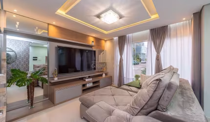 Sobrado em condomínio com 3 suítes mobiliado e com terraço