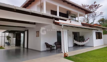 Sobrado - Averbado - Armação