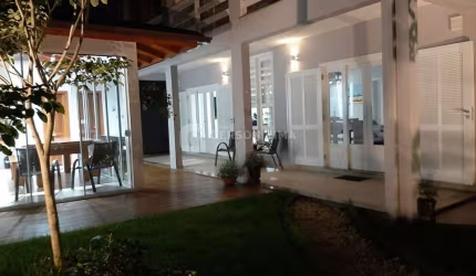 Sobrado - Centro