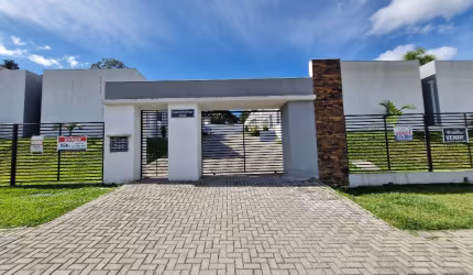 Casa Condomínio Fechado Jd Nezita 3 quartos suíte