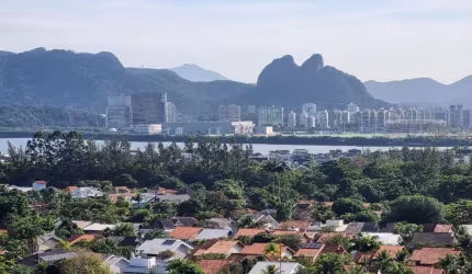 EXCELENTE APARTAMENTO DUPLEX  COND: MUNDO NOVO