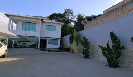 Colonial | Contagem