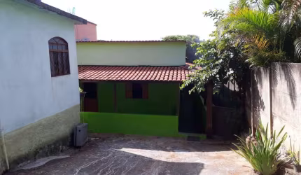 Casa com 3 quartos à venda no Novo Progresso, Contagem  por R$ 350.000