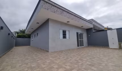 Casa nova no bairro do Maitinga