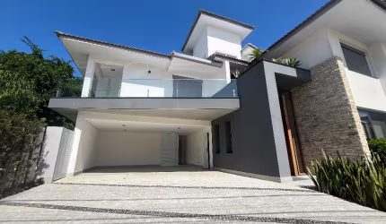 Linda casa na Riviera de São Lourenço