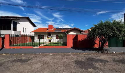 Casa com 3 dormitórios à venda, 143 m² por R$ 550.000,00 - Jardim Roland - Rolândia/PR