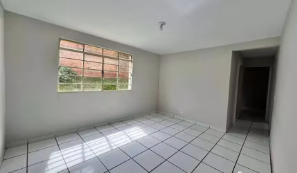 Apartamento com 3 dormitórios à venda, 58 m² por R$ 100.000,00 - Conjunto Residencial Arnaldo Busato - Rolândia/PR