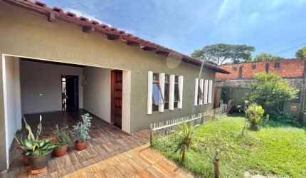 Casa com 3 dormitórios à venda por R$ 320.000 - Vila Oliveira - Rolândia/PR