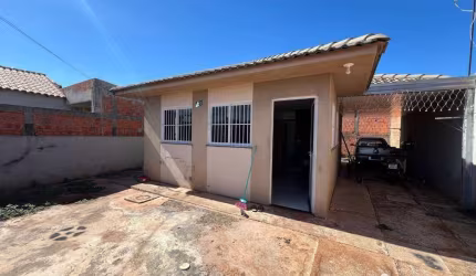 Casa com 2 dormitórios à venda, 54 m² por R$ 130.000,00 - Conjunto Habitacional Tomie Nagatani - Rolândia/PR
