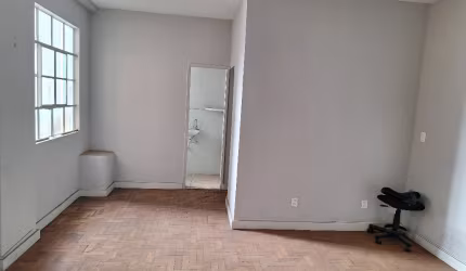 SALA NA RUA TUPINAMBÁS - CENTRO