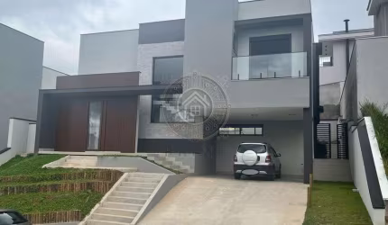 Terras de São Carlos - Casa Moderna com Piscina e Pé Direito Duplo – Terras de Jundiaí | Caxambu/SP