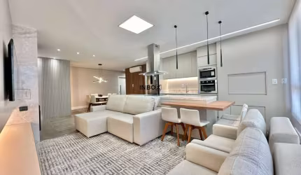 INBOX CIA IMOBILIÁRIA VENDE - Apartamento de 3 quartos NO CENTRO.