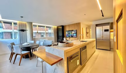 INBOX CIA IMOBILIÁRIA VENDE- Apartamento de três quartos NO CENTRO.