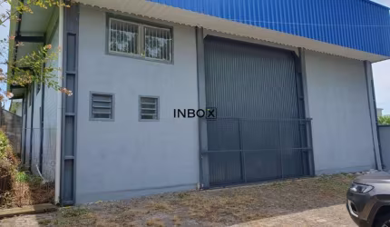 INBOX CIA IMOBILIÁRIA ALUGA PAVILHÃO COM 300M² + 60M² DE MEZANINO NO SANTO ANTÃO