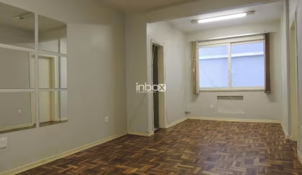 INBOX CIA IMOBILIÁRIA VENDE OU ALUGA - Sala Comercial no Centro de Bento Gonçalves.
