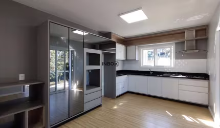 Casa com 2 quartos para alugar na Treviso, 101, Santa Terezinha, Garibaldi, 130 m2 por R$ 2.800
