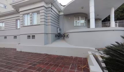 INBOX CIA IMOBILIÁRIA ALUGA - Casa comercial no Centro de Bento Gonçalves.