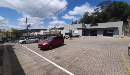 SALA COMERCIAL COM 96M² PRIVATIVOS E VAGA DE ESTACIONAMENTO FRONTAL