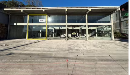 INBOX CIA IMOBILIARIA ALUGA - Sala comercial nova no Bairro Licorsul.